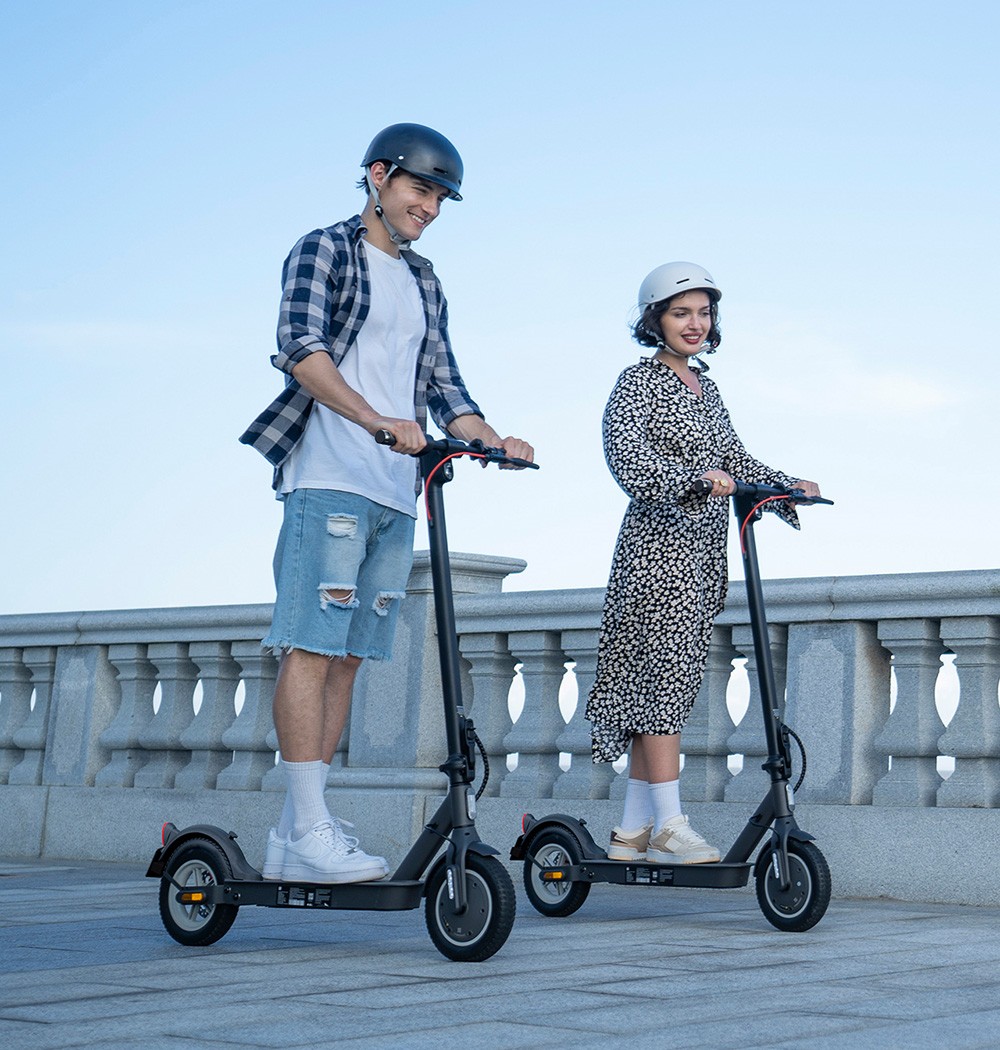 5TH WHEEL V30PRO Electric Scooter ABE Certification, 350W Motor, 36V 7.5AH batéria, 10-palcová pneumatika, max. rýchlosť 20km/h, dojazd 32km, tlmenie zadných pružín, kotúčová brzda, ovládanie aplikácií