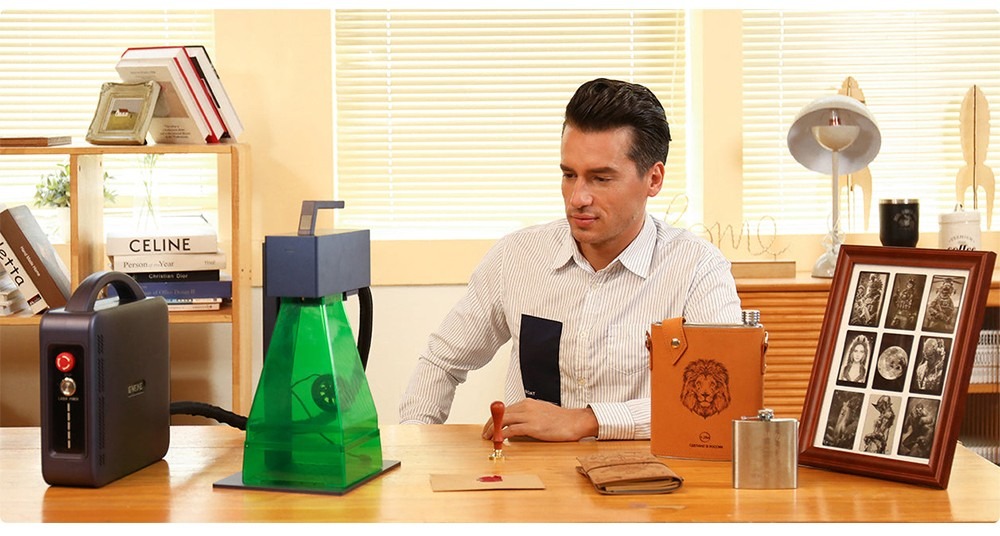 Gweike Cloud G2 PRO 30W Fiber Laser Marking Machine, Dual Red Light, 15000mm/s Speed, 0.001mm Accuracy, 150x150mm, 3mm Max. Depth on Metal, 90+ Colorful Engravings, GWEIKE Glaser/ LightBurn, Supports Rotary Roller, Electric Lift