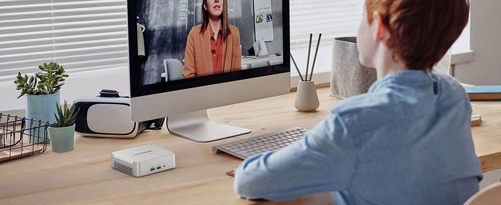 GEEKOM XT13 Pro Mini PC, Intel Core i9-13900H 14 Core Max 5.4GHz, 32GB RAM 2TB SSD, 2*USB 4 (8K)+2*HDMI 2.0 (4K) 4 Screens Display,WiFi 6E Bluetooth 5.2, 3*USB 3.2 1*USB 2.0 1*RJ45 1*3.5mm Audio Jack