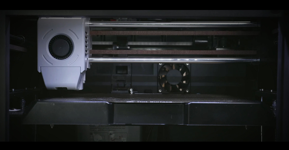 QIDI TECH Q1 Pro 3D Printer, 600mm/s Max, 60&deg;C Heated Chamber, 350&deg;C High-Temp Printing, Tri-metal Hot-end, Auto Leveling, Filament Detection, 245*245*240mm