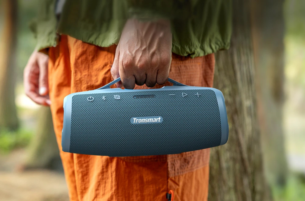 Tronsmart Mirtune S100 Tragbarer Outdoor-Lautsprecher, Bluetooth 5.3, anpassbarer EQ, 50 W Leistung, 20 Stunden Spielzeit, IPX7 wasserdicht, einziehbarer Griff &ndash; Blau