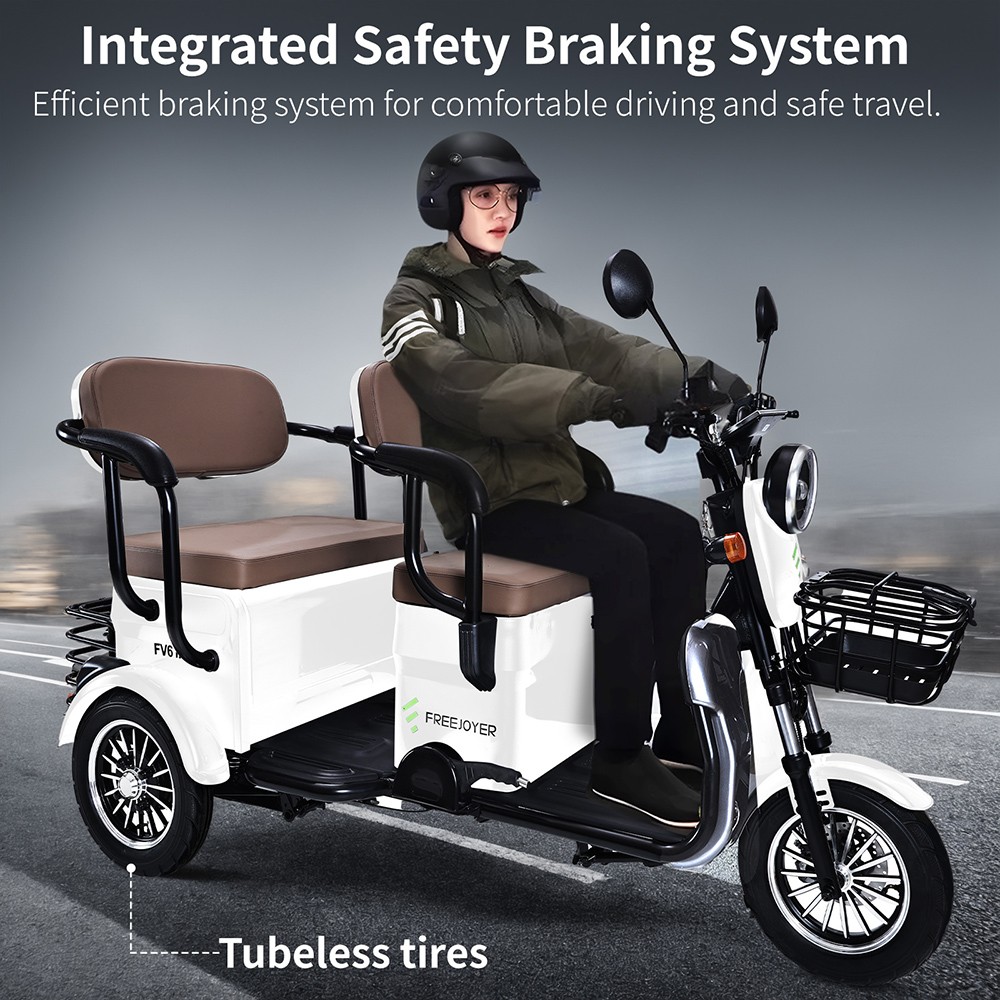 Tricycle &eacute;lectrique Freejoyer FV6 Max, moteur 1800 W, batterie 72 V 20 Ah, pneu 10 x 3 pouces, vitesse maximale 25 km/h, autonomie 60 km, frein &agrave; disque avant et frein &agrave; tambour arri&egrave;re, fourche avant hydraulique - Blanc
