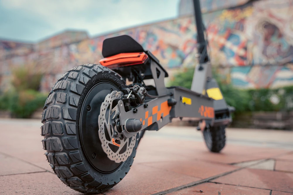 Kukirin G2 Mise &agrave; jour 2025 Trottinette &eacute;lectrique pliable , Moteur 800 W, Batterie 48 V 15 Ah, Pneu 10 pouces, Vitesse maximale 45 km/h, Autonomie 55 km, &Eacute;cran tactile, Frein &agrave; disque, Syst&egrave;me 7 lumi&egrave;res - Noir