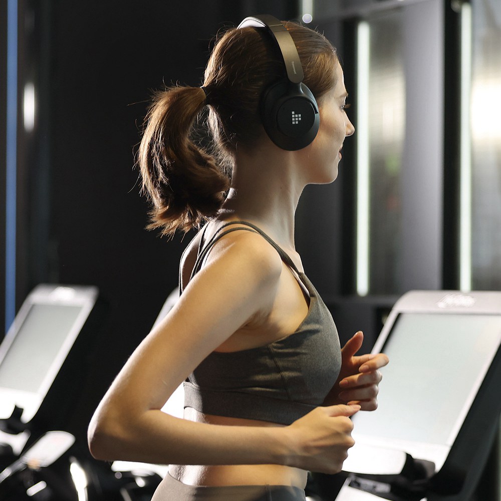 Refurbished Tronsmart SOUNFII Q20S Hybrid ANC Headphones, Bluetooth 5.3, Hybrid Active Noise Cancellation, 60 Hours Playtime, Hi-Res Audio, 90° Swiveling Earpads, Pair with 2 Devices, Tronsmart App Control - Black