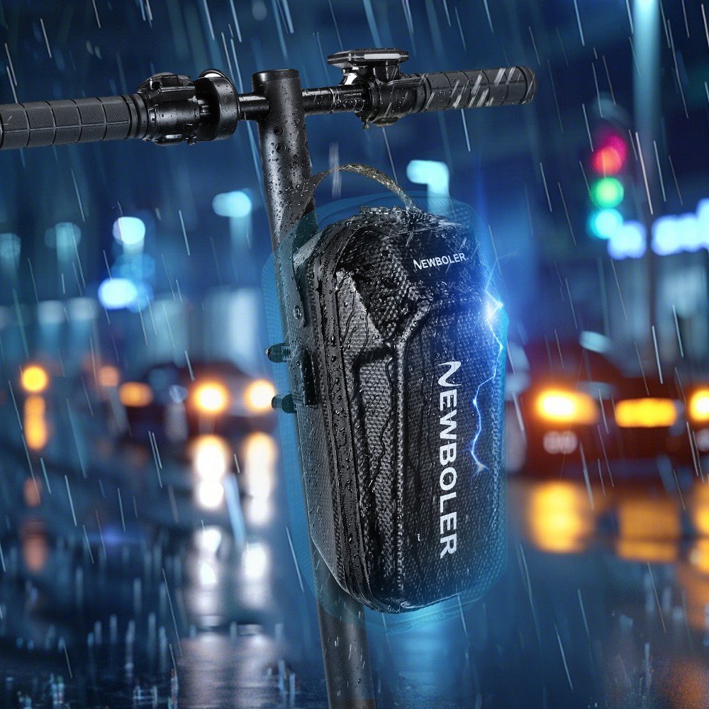 NEWBOLER BAG843 Quick Disassembly Electric Scooter Bag with USB Port - 3L