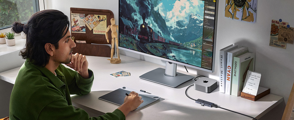 UGREEN Revodok Pro 6-in-1 USB-C Hub Docking Station, 4K@60Hz HDMI, 10Gbps Data Transmission, 100W PD Charging