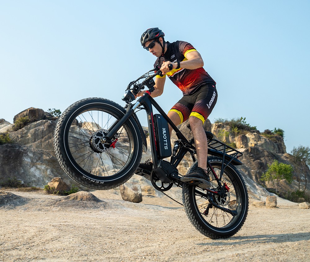 DUOTTS S26 Elektrofahrrad, 750 W*2 Motor, 50 km/h Höchstgeschwindigkeit, 26*4,0 Zoll aufblasbare Reifen, 48 V 19,2 Ah LG Akku, 120 km Reichweite