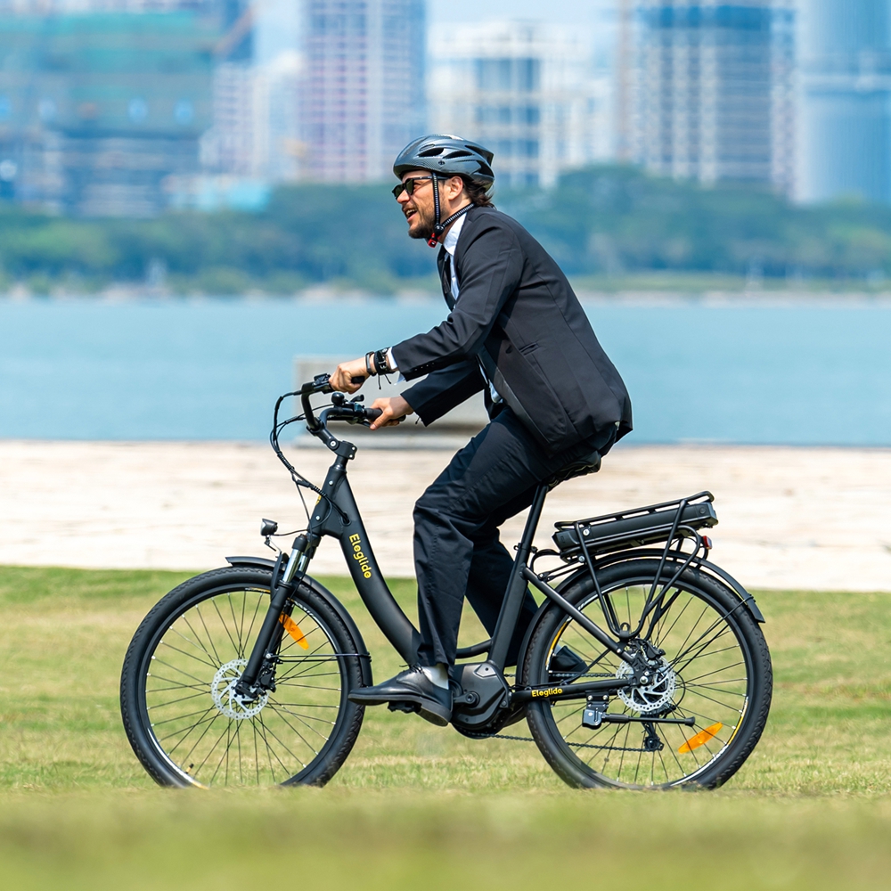 Elektrobicykel Eleglide C2, 250W motor so stredovým pohonom, 36V 13Ah batéria, 26-palcové pneumatiky, max. rýchlosť 25 km/h, dojazd 100 km, hydraulické kotúčové brzdy, odpruženie s aretáciou, 7-rýchlostný prevod Shimano