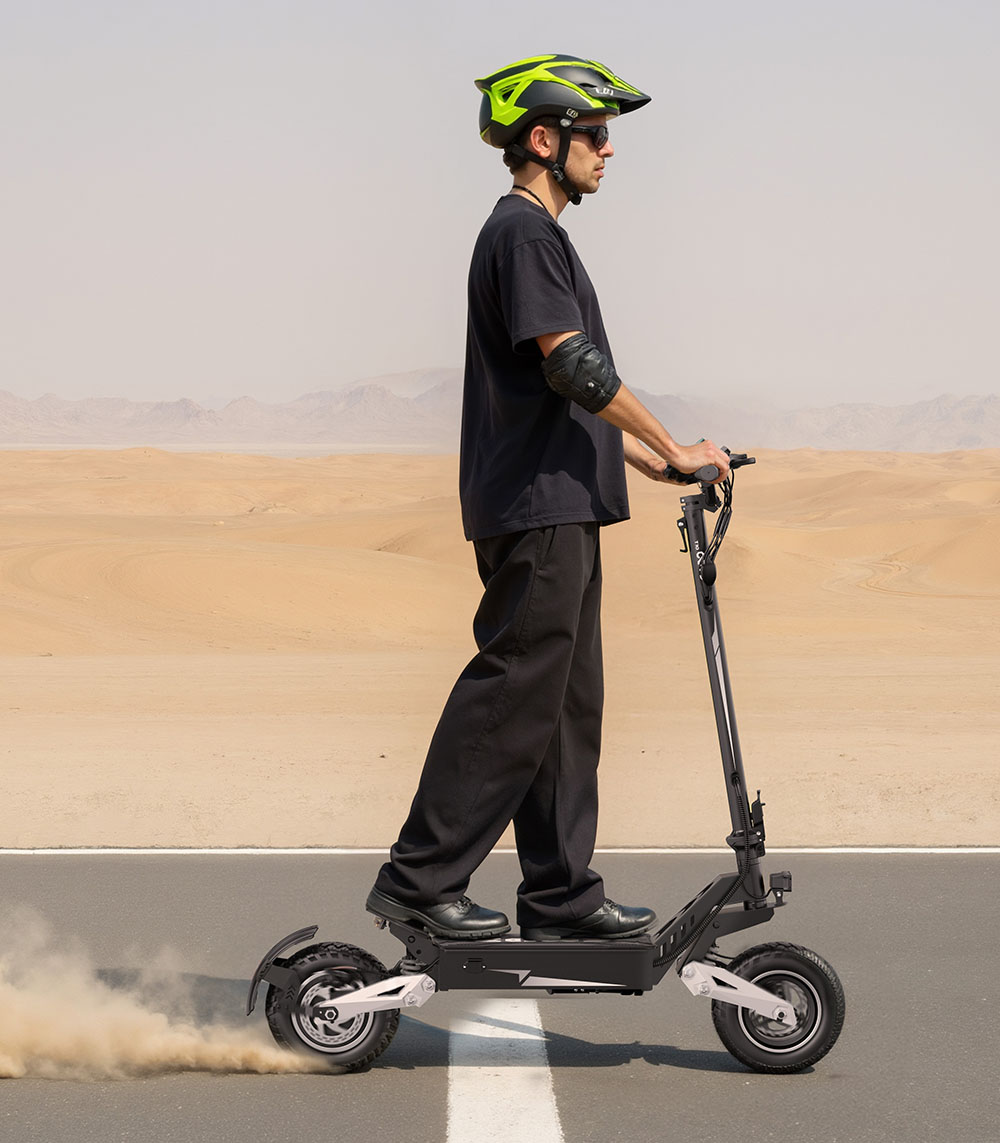 OOTD T10 Trottinette électrique, moteur 500 W, batterie 48 V 13,5 Ah, pneus 11 pouces, vitesse maximale 50 km/h, autonomie 45 km, freins à disque avant et arrière, amortisseurs à ressort avant et arrière