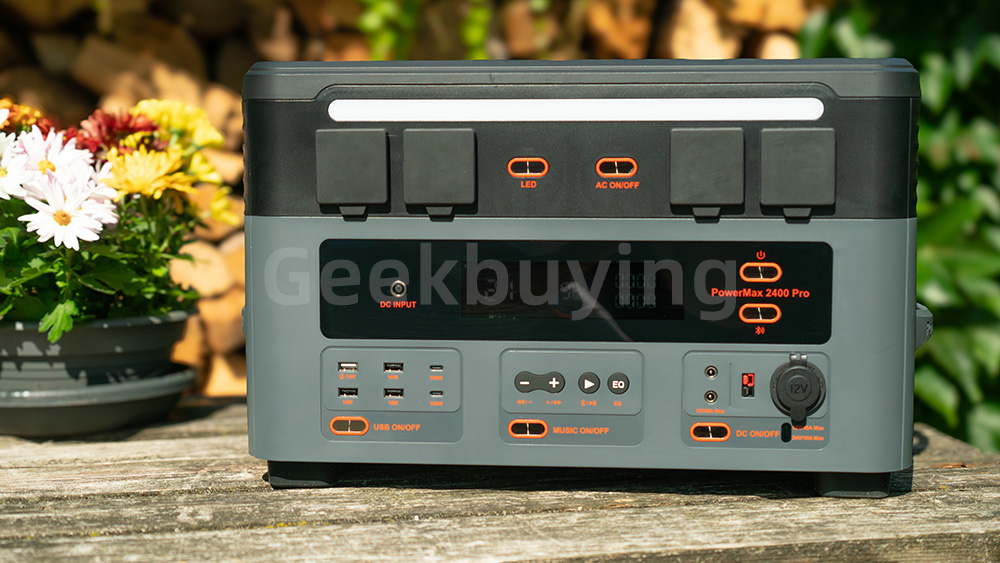 Blackview Oscal PowerMax 2400 Pro Station d'&Eacute;nergie 2016Wh + 1x BP2400 Pro Batterie LiFePO4 2016Wh + 1x PM200 Pro Panneau Solaire 200W pliable