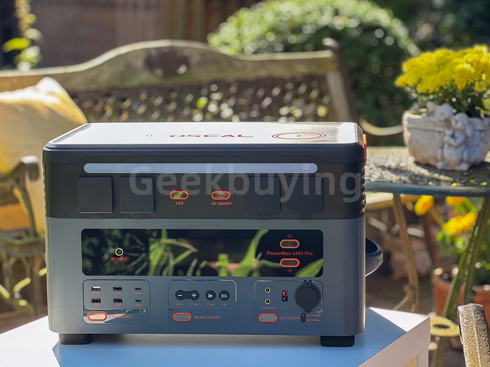 Blackview Oscal PowerMax 2400 Pro Station d'&Eacute;nergie 2016Wh + 1x BP2400 Pro Batterie LiFePO4 2016Wh + 1x PM200 Pro Panneau Solaire 200W pliable