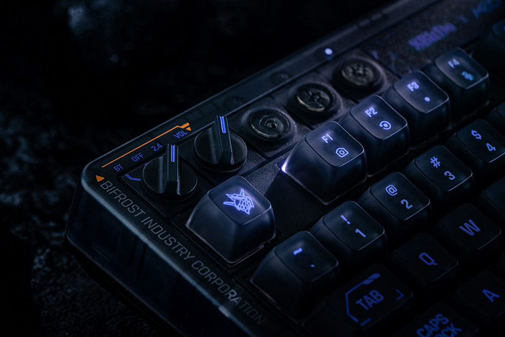 8BitDo Retro 87 Mechanical Keyboard - Mecha BREAK