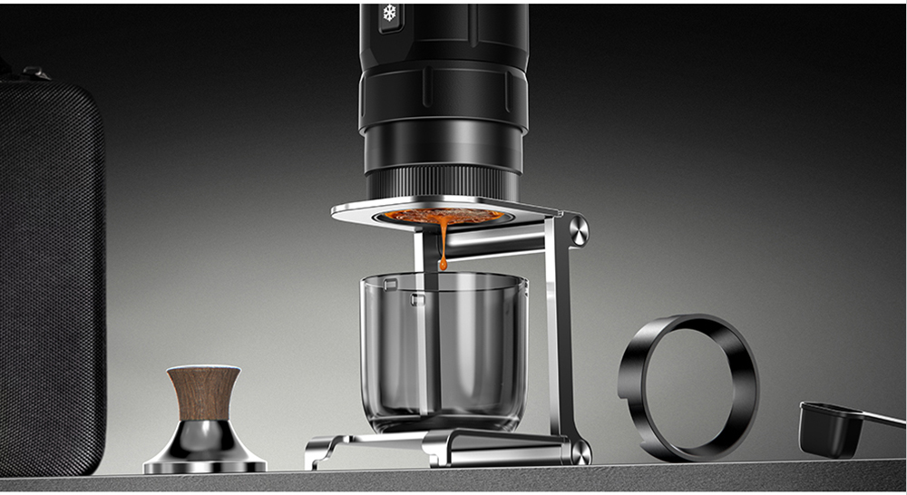 HiBREW H4C Ultra Portable Espresso Maker, bezdrôtový ohrev, 20 barov, 100 ml nádržka na vodu, odnímateľná batéria - čierny
