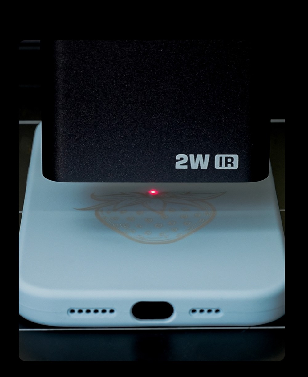 Creality 2W-os infrav&ouml;r&ouml;s l&eacute;zermodul A1 Pro l&eacute;zergrav&iacute;roz&oacute;hoz, 600 mm/s sebess&eacute;g, 0,01 mm-es mozg&aacute;si pontoss&aacute;g, 1064 nm hull&aacute;mhossz