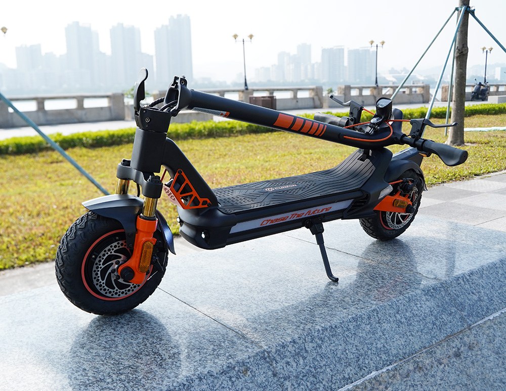 CUNFON RZ1000 Elektroroller, 2*1600W Motor, 48V 24Ah Batterie, 50km/h Höchstgeschwindigkeit, 80km Reichweite, Vorder- und Hinterrad-Scheibenbremsen, Fingerabdruck-Diebstahlsicherung