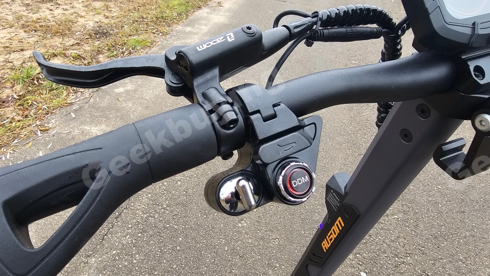 Ausom DT2 Pro Electric Scooter, 2*1100W Motor, 52V 23.4Ah, 10*3.0 inch Tire, 68km/h Max Speed, 115km Max Range, Front & Rear Hydraulic Disc Brakes, Swingarm Suspension