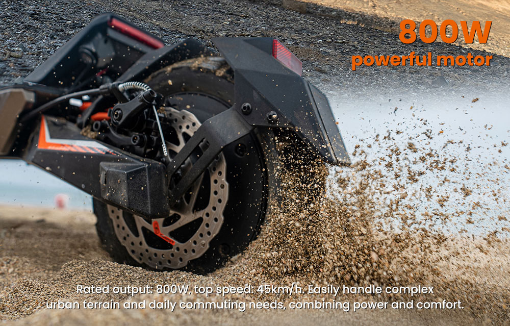 KuKirin T3 elektromos robogó, 800 W-os motor, 48 V 15,6 Ah akkumulátor, 10 hüvelykes gumik, 45 km/h maximális sebesség, 58 km hatótáv, első és hátsó tárcsafék, négykaros lengéscsillapító