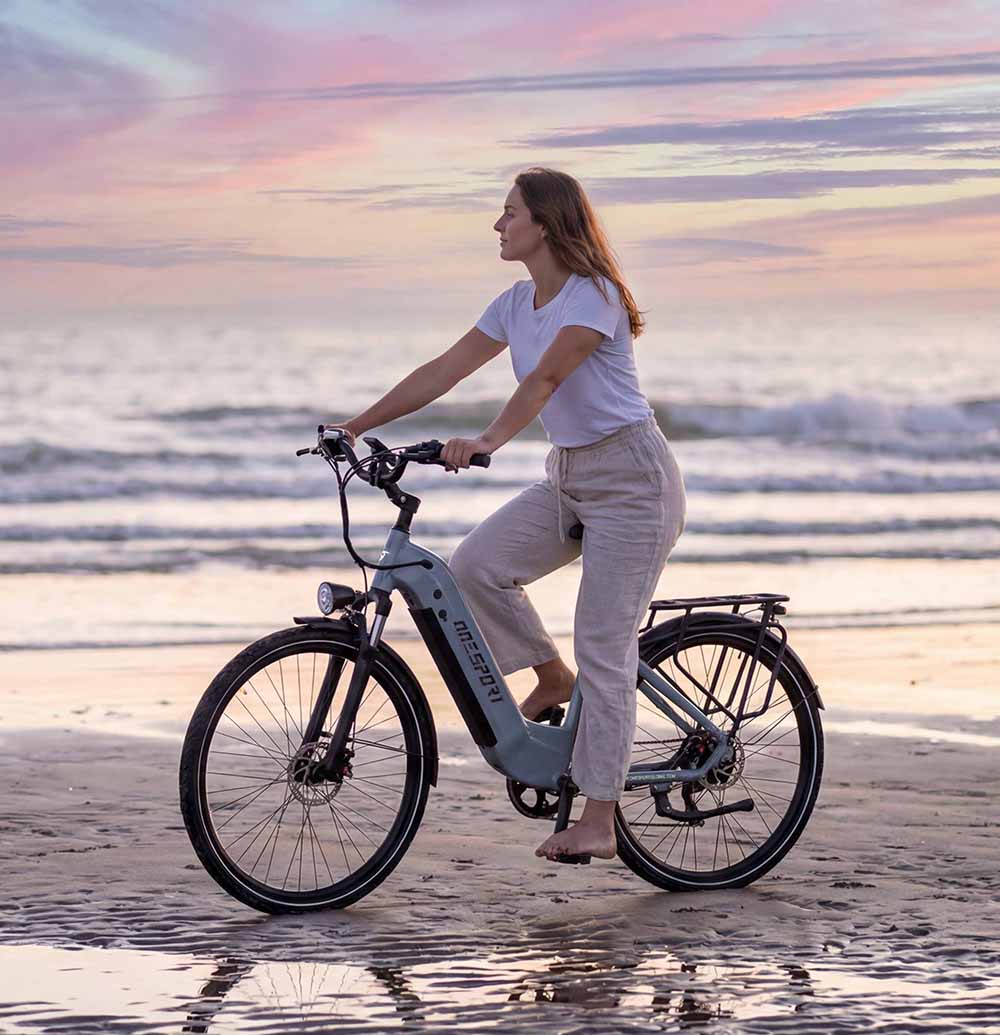 ONESPORT OT05 Pro Electric Bike, 250W Motor, 36V 22.5Ah Battery, 700*50C Tires, 25km/h Max Speed, 140km Range, Hydraulic Disc Brakes, Front Suspension Fork, Shimano 7-speed - Grey