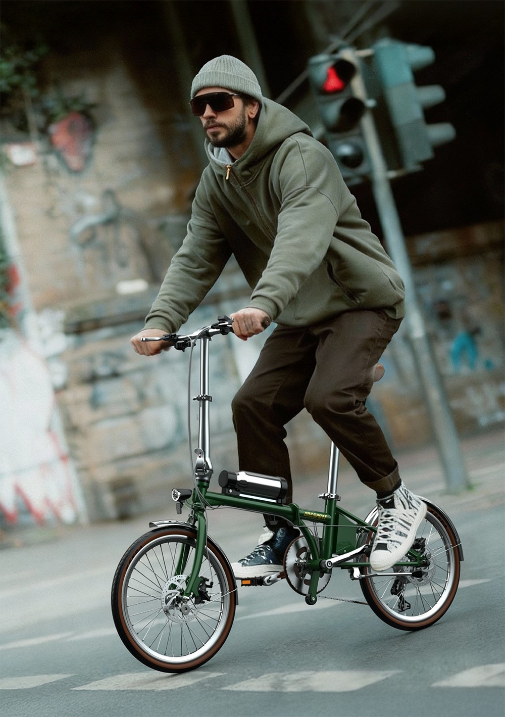 V&eacute;lo &eacute;lectrique pliant ONESPORT OT02 Pro, moteur 250 W, batterie 36 V 5,2 Ah, pneus 20 pouces, vitesse maximale 25 km/h, autonomie 25 km, freins &agrave; disque m&eacute;caniques, transmission Shimano 7 vitesses - Vert