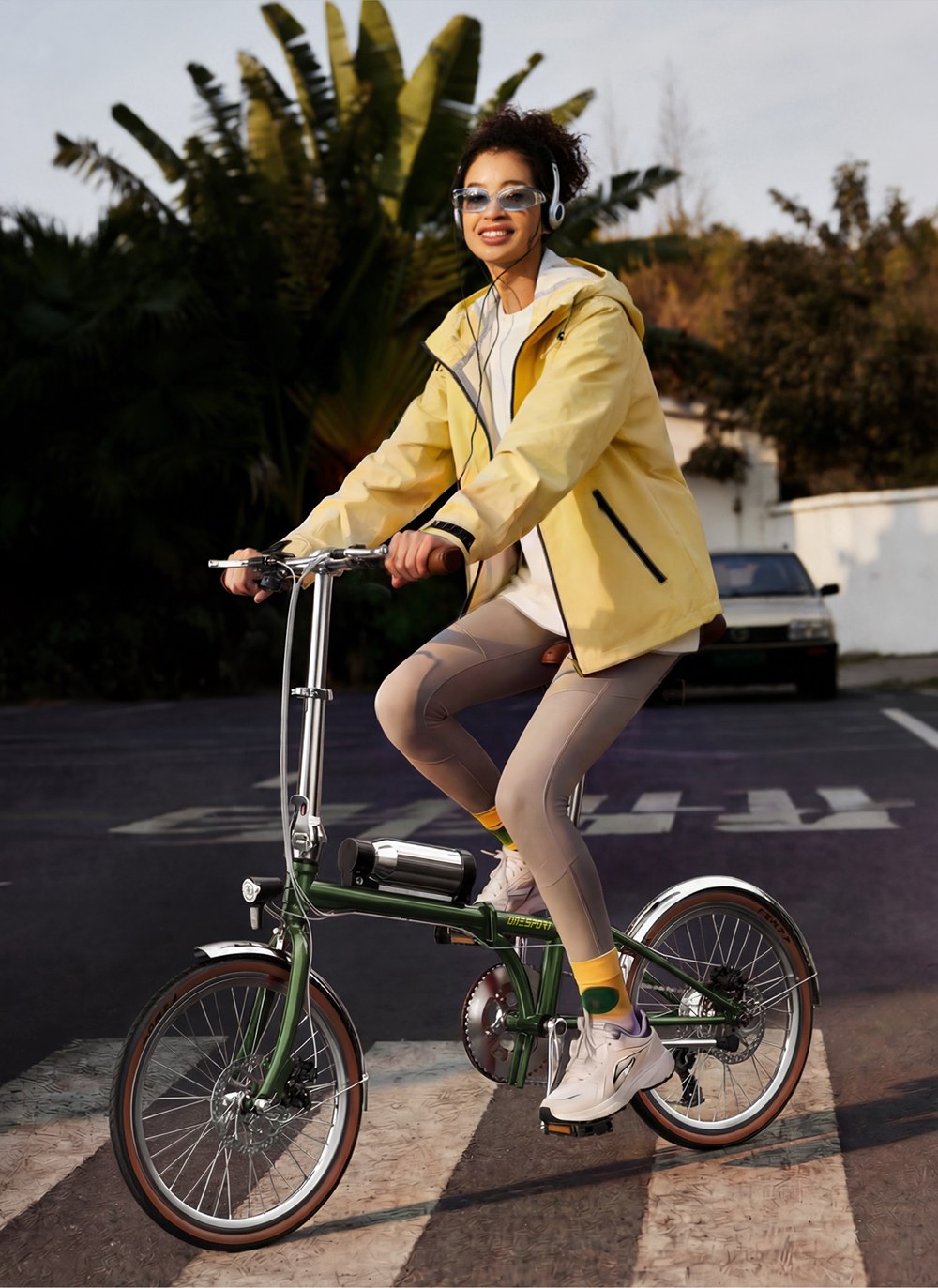 V&eacute;lo &eacute;lectrique pliant ONESPORT OT02 Pro, moteur 250 W, batterie 36 V 5,2 Ah, pneus 20 pouces, vitesse maximale 25 km/h, autonomie 25 km, freins &agrave; disque m&eacute;caniques, transmission Shimano 7 vitesses - Vert