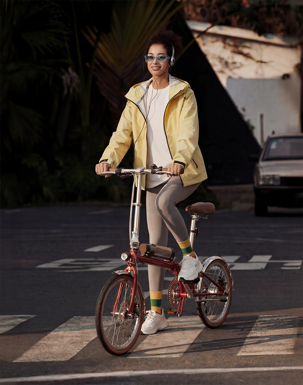 ONESPORT OT02 Pro Falt-Elektrofahrrad, 250-W-Motor, 36-V-5,2-Ah-Akku, 20-Zoll-Reifen, 25 km/h H&ouml;chstgeschwindigkeit, 25 km Reichweite, mechanische Scheibenbremse, Shimano 7-Gang-Schaltung &ndash; Rot