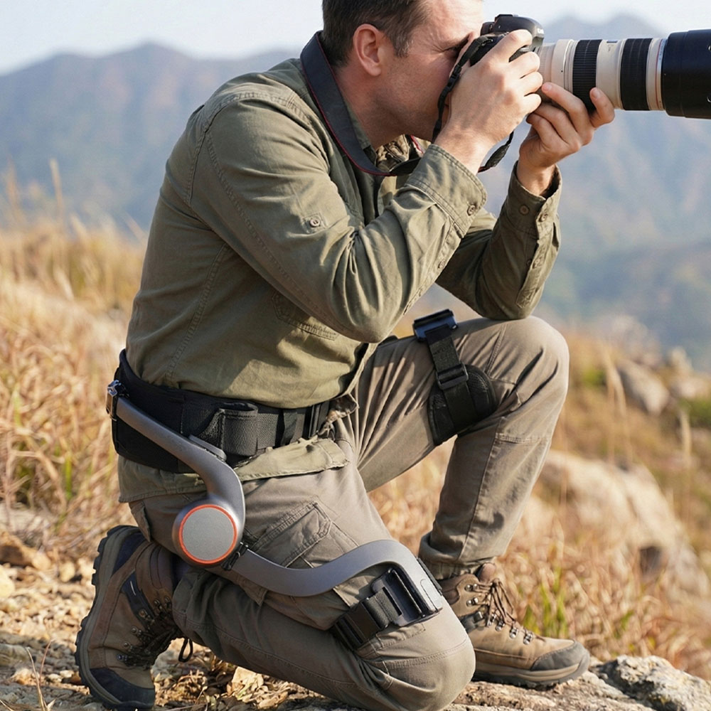 AstroShell Alpha 1 Pro Exoskeleton, 45% Leg Boost, AI Adaptive Assist, 1200W Peak Power, Dual-Battery Hot-Swap, 24km Range, 12 Motion Modes, 15-Second Quick Wear