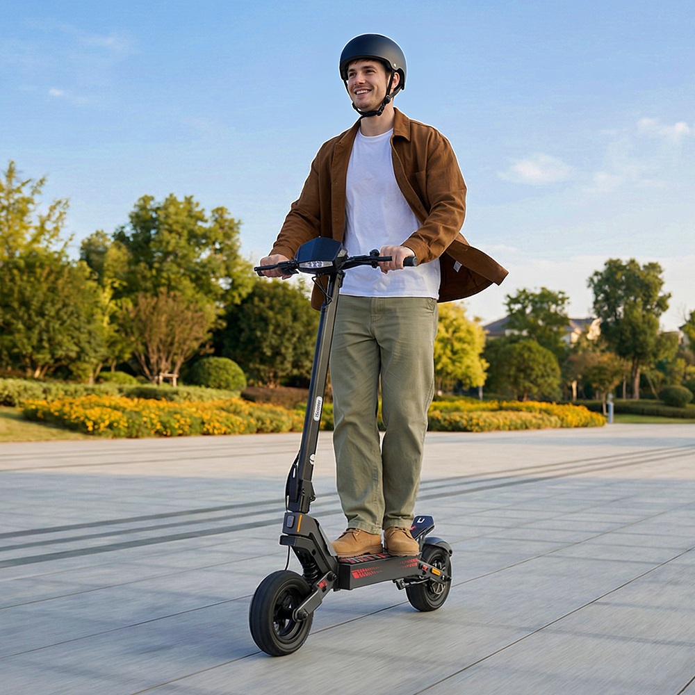 iScooter iF1 Trottinette électrique pliable, moteur 1200W, batterie 48V 10Ah, 45 km/h, autonomie 40–50 km, pneus tout-terrain tubeless 10 pouces, freins à disque avant/arrière + E-ABS, IPX5, application iScooter Club, charge max 150 kg