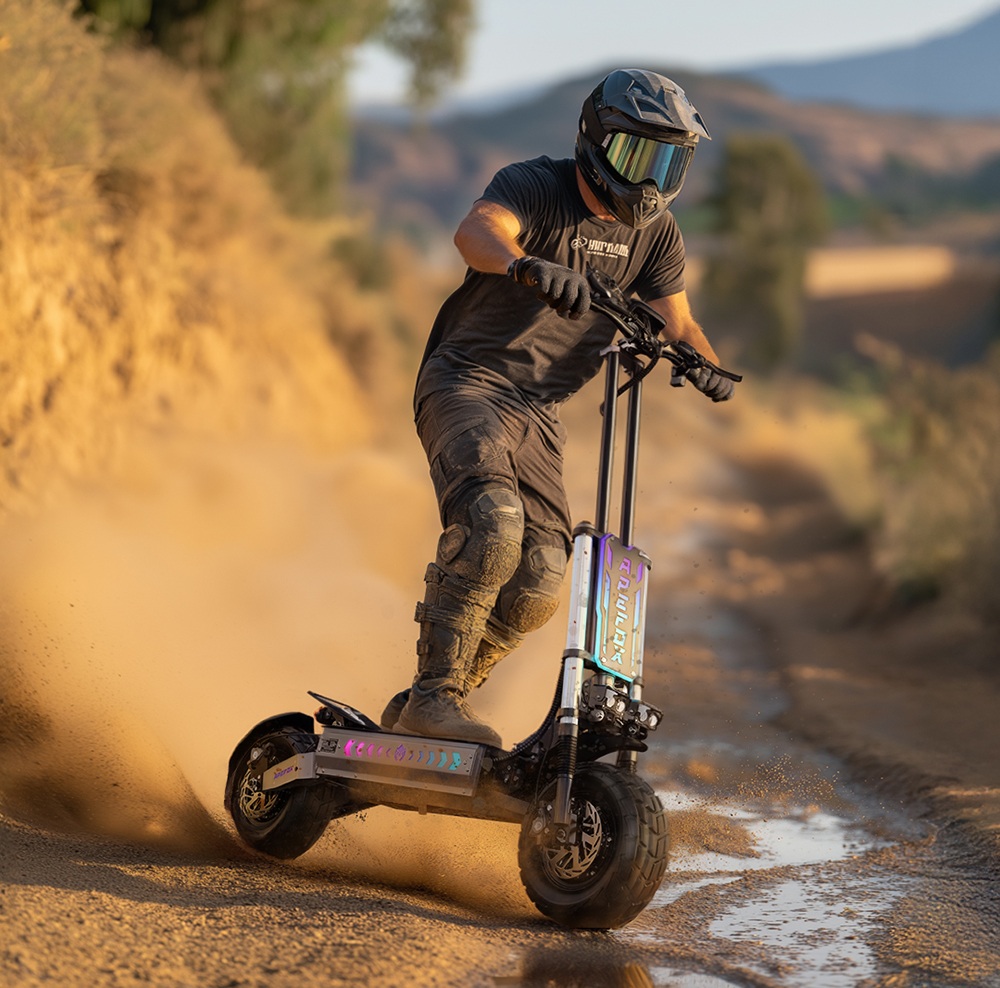 APEFOX T90 Elektroroller, 2 Motoren mit 2100 W, 60 V 31,2 Ah Batterie, 13 Zoll Reifen, 85 km/h Höchstgeschwindigkeit, 100 km Reichweite, hydraulische Scheibenbremsen, doppelte hydraulische Vorderradfederung und Doppelfederung hinten