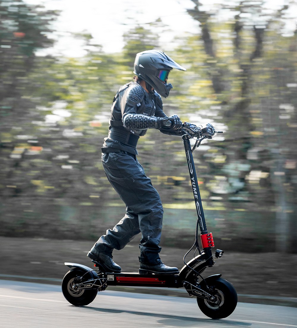 YUME Raptor Electric Scooter, 6000W Dual Motor, 60V 30Ah Battery, 80km/h Speed, 96km Range, 11