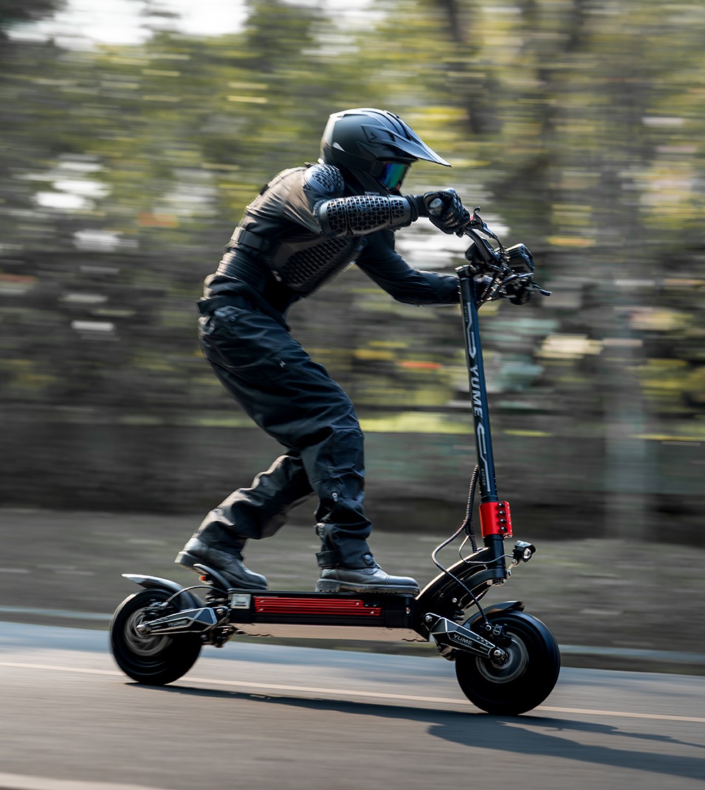 YUME Raptor Electric Scooter, 6000W Dual Motor, 60V 30Ah Battery, 80km/h Speed, 96km Range, 11