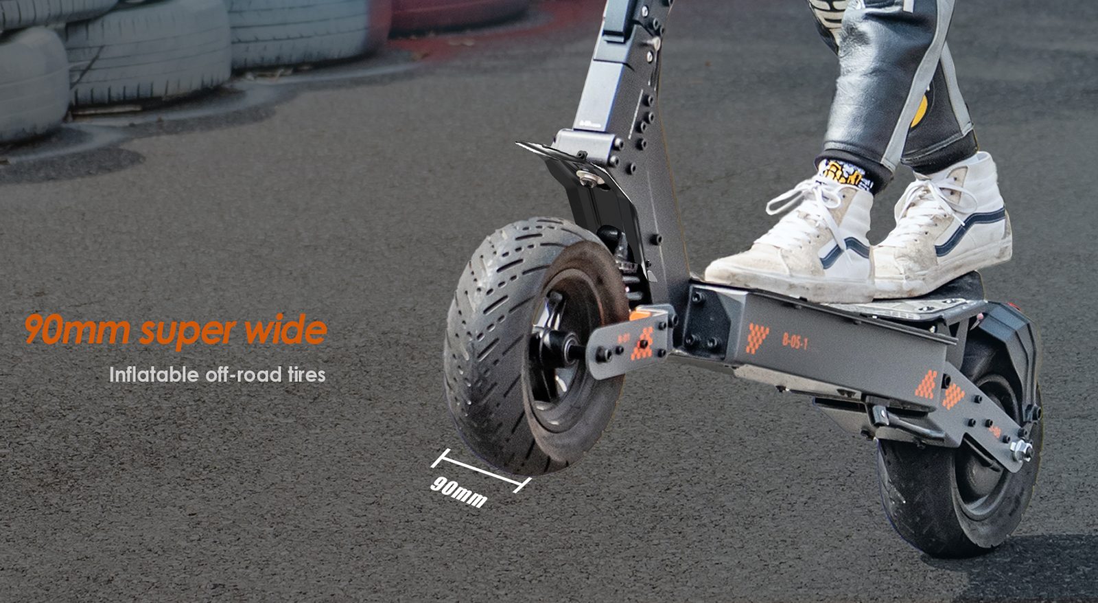 KuKirin G4 (version 2026) Trottinette électrique, moteur 2000W, batterie 60V 20Ah, pneus de 11 pouces, vitesse maximale de 70 km/h, autonomie de 75 km, freins à disque avant et arrière, amortisseur à quatre bras.