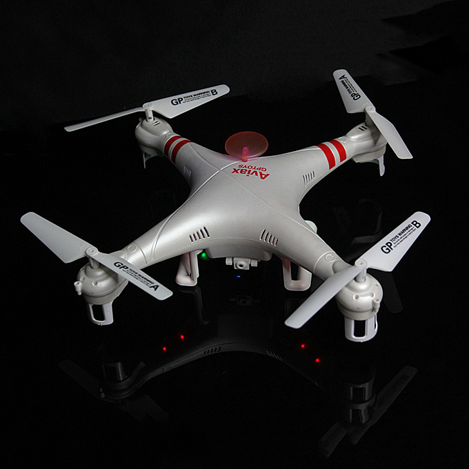 

GPTOYS F2C Aviax 4CH RC Quadcopter 6 Axis Gyro Headless Mode 4G Memory 2.4GHz 3D Eversion LCD With 2.0MP HD Camera