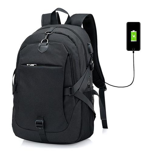 La mochila de viaje más vendida en  incluye un puerto de carga USB -  Showroom