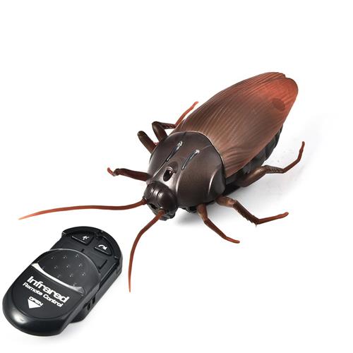 Infrared Remote Control Scary Cockroach Trick Toy - Brown