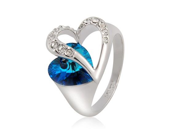 

Rigant 18K RGP Heart Design Ring - White Gold