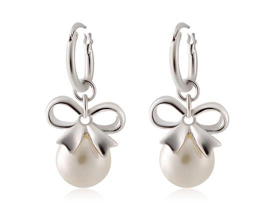 Butterfly Earrings with Pearl Decoration