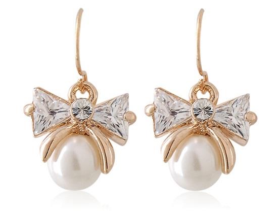 

Rigant Butterfly Pearl 18K RGP Stud Earrings - Gold