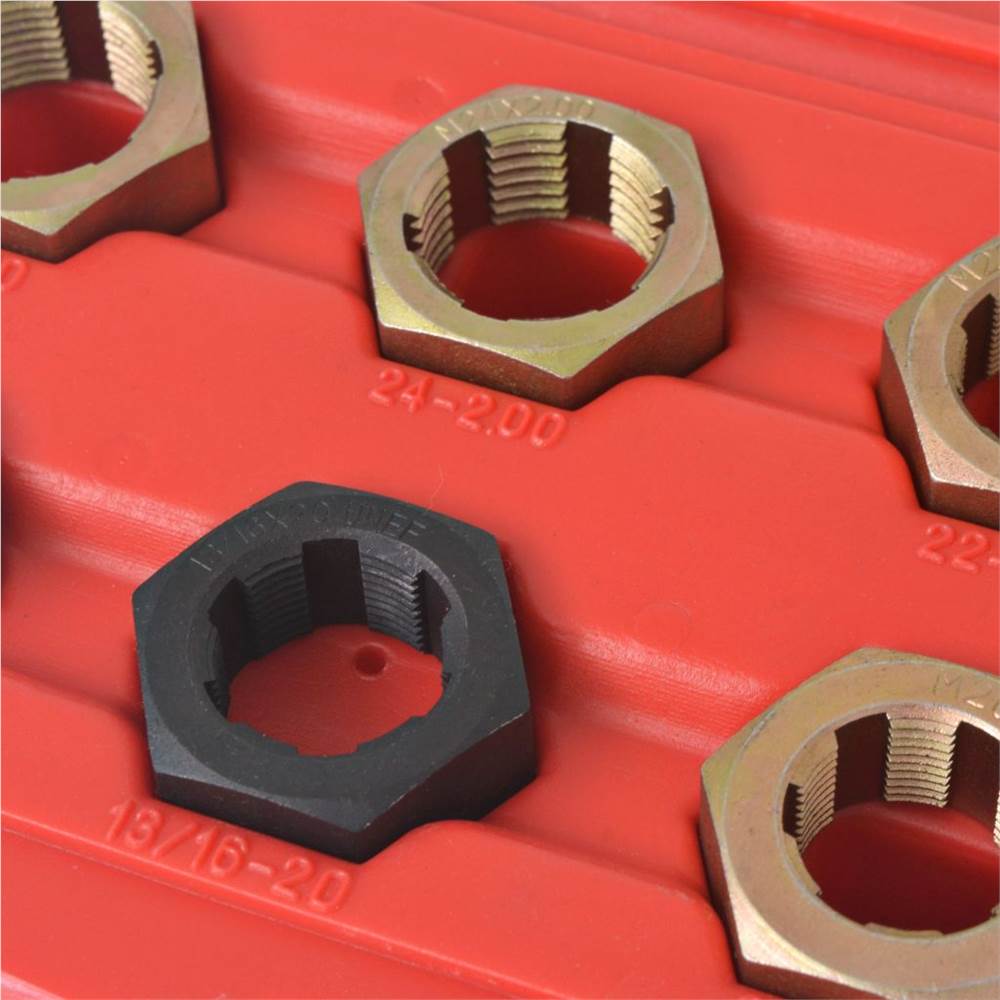 8 Piece Axle Spindle Rethreading Set