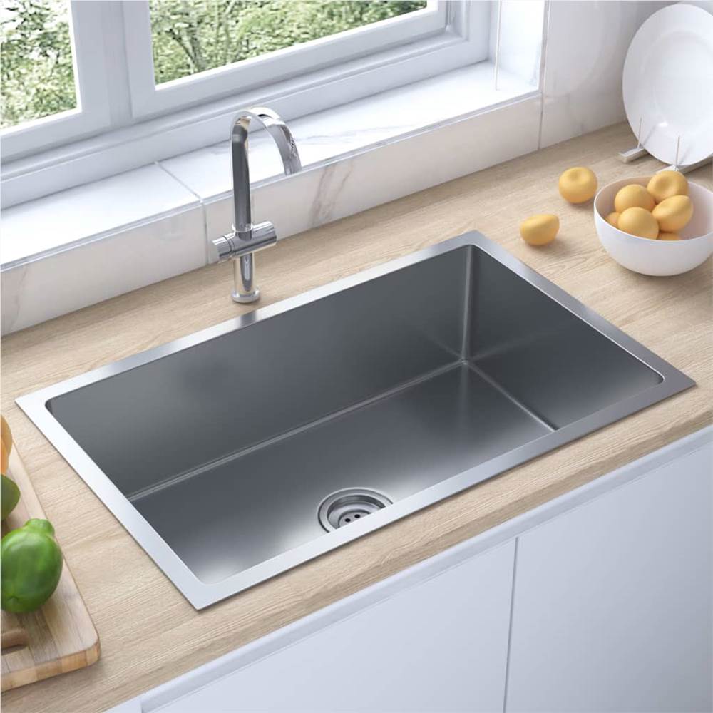 

Handmade Kitchen Sink with Strainer Stainless Steel