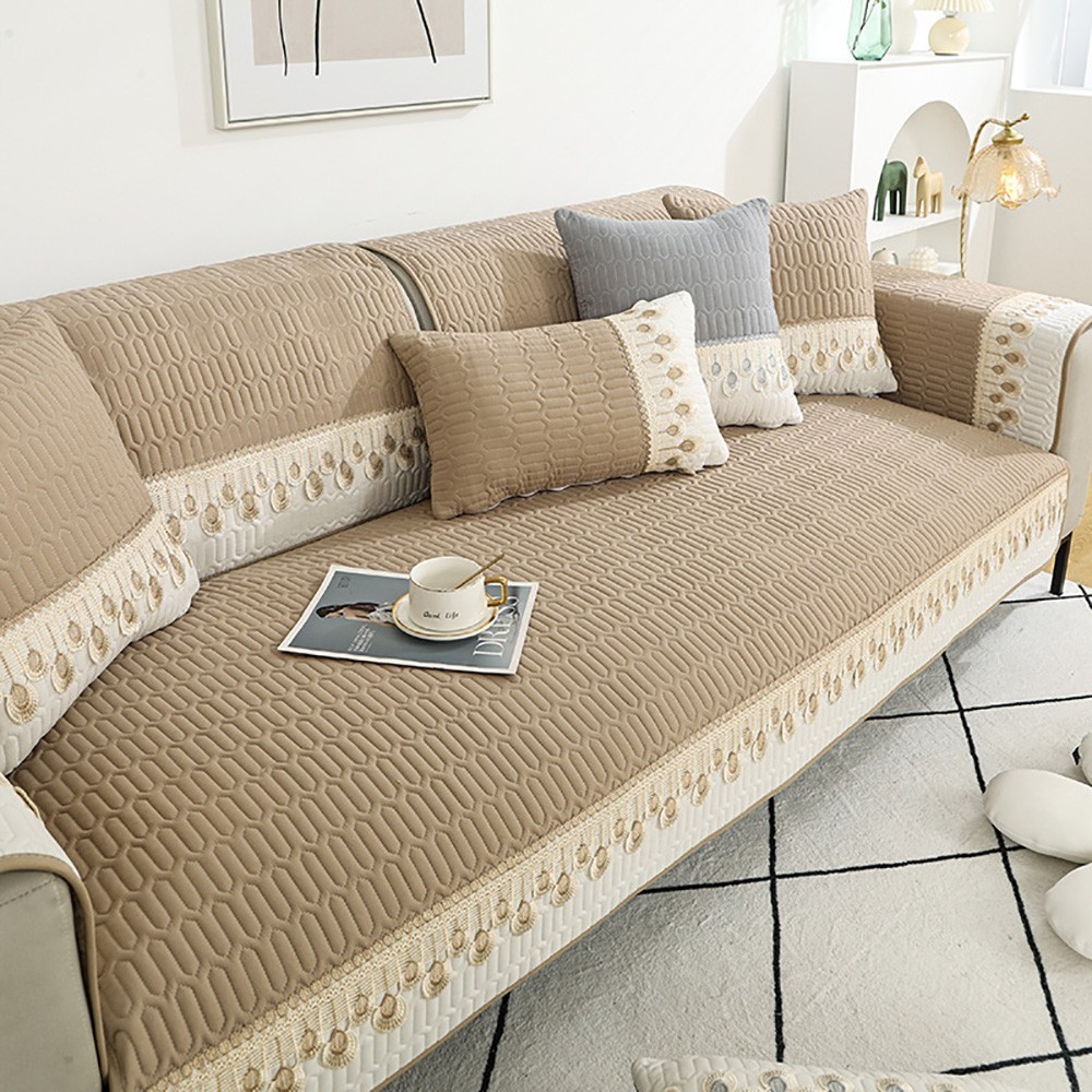 9070cm Feather Embroidery Quilted Couch Cover Khaki