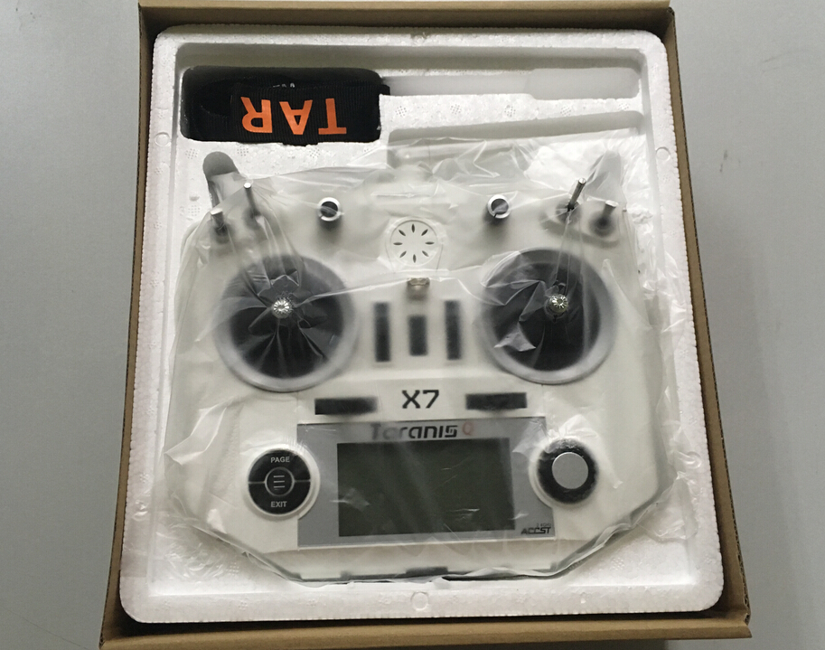 Frsky Accst Taranis Q X Ghz Ch Transmitter White