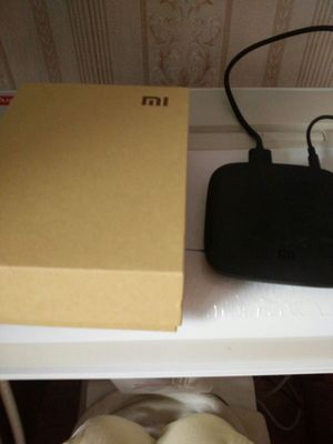 XIAOMI 4K Mi Box Android TV 8.0 Oreo Set-top Box Netflix 4K Streaming H.265 VP9 HDR Video Dolby DTS Certified International Version