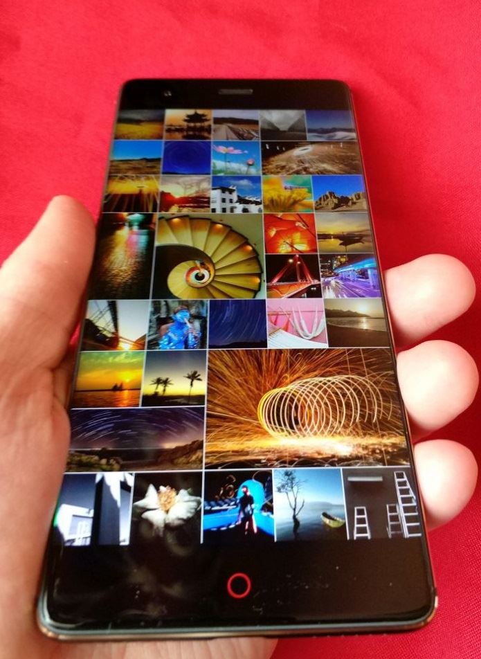 ZTE Nubia Z17 Lite 5.5 Inch Smartphone 6GB 64GB 13.0MP Dual Rear Camera Snapdragon 653 Android 7.1 NFC QC3.0 Metal Body Dash Charger Included Global Version - Black Gold