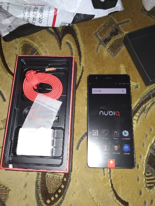 ZTE Nubia Z17 Lite 5.5 Inch Smartphone 6GB 64GB 13.0MP Dual Rear Camera Snapdragon 653 Android 7.1 NFC QC3.0 Metal Body Dash Charger Included Global Version - Black Gold