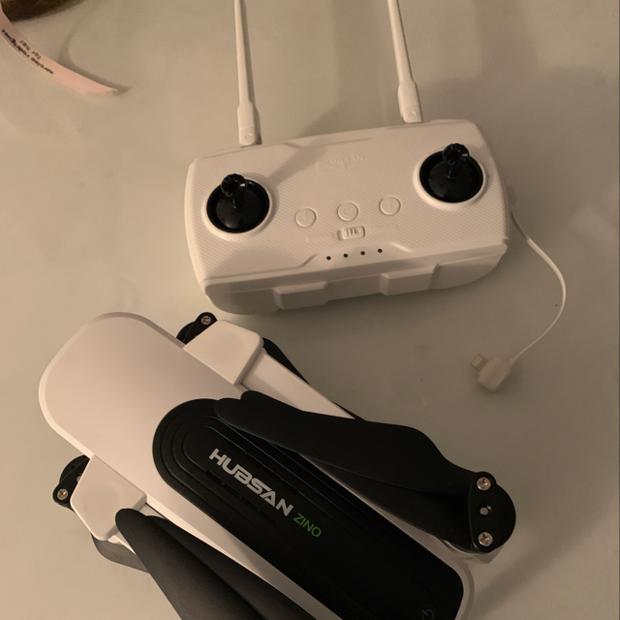 Hubsan H117S Zino 4K GPS 5G WIFI FPV RC Drone With 3-Axis Gimbal White - Portable Version