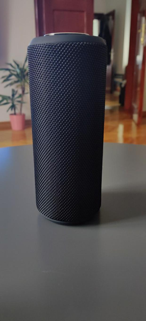 Tronsmart Element T6 Plus Portable Bluetooth 5.0 Speaker with 40W Max Output, Deep Bass, IPX6 Waterproof, TWS - Black