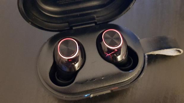 Tronsmart Spunky Beat Bluetooth 5.0 TWS CVC 8.0 Earbuds Qualcomm QCC3020 Independent Usage aptX/AAC/SBC 24H Playtime Siri Google Assistant IPX5