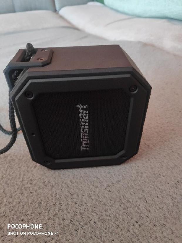 element groove bluetooth speaker