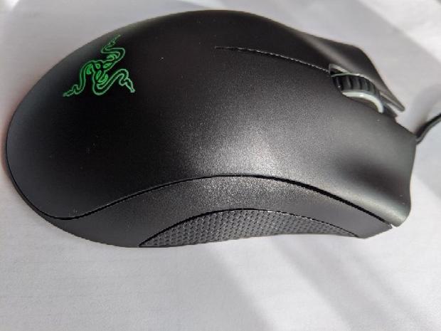 Колесико мышки razer deathadder. Razer DEATHADDER Essential. Razer DEATHADDER хрома. Мышь проводная Razer DEATHADDER Essential. Колесико мыши Razer DEATHADDER Essential.