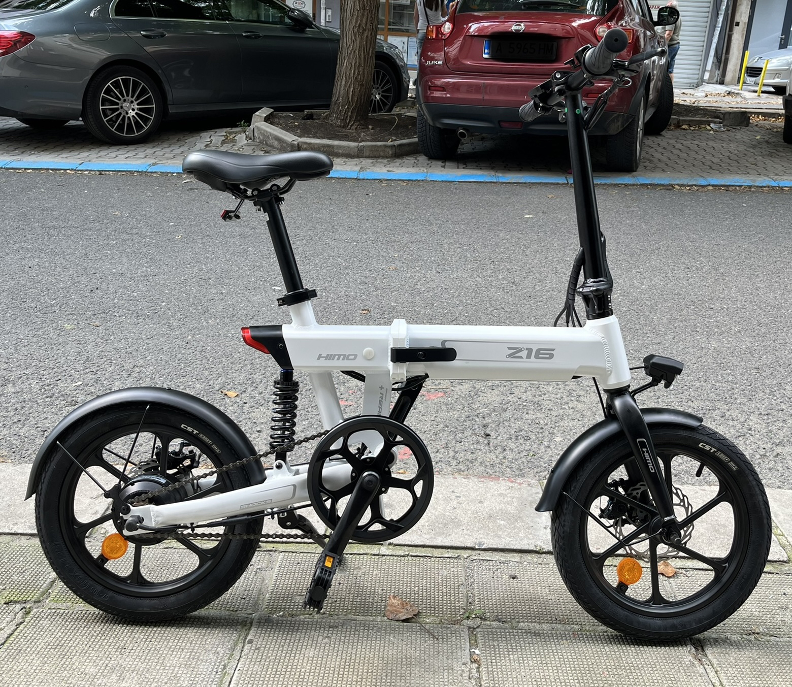 HIMO Z16 Folding Electric Bicycle 250W Motor Global Version White